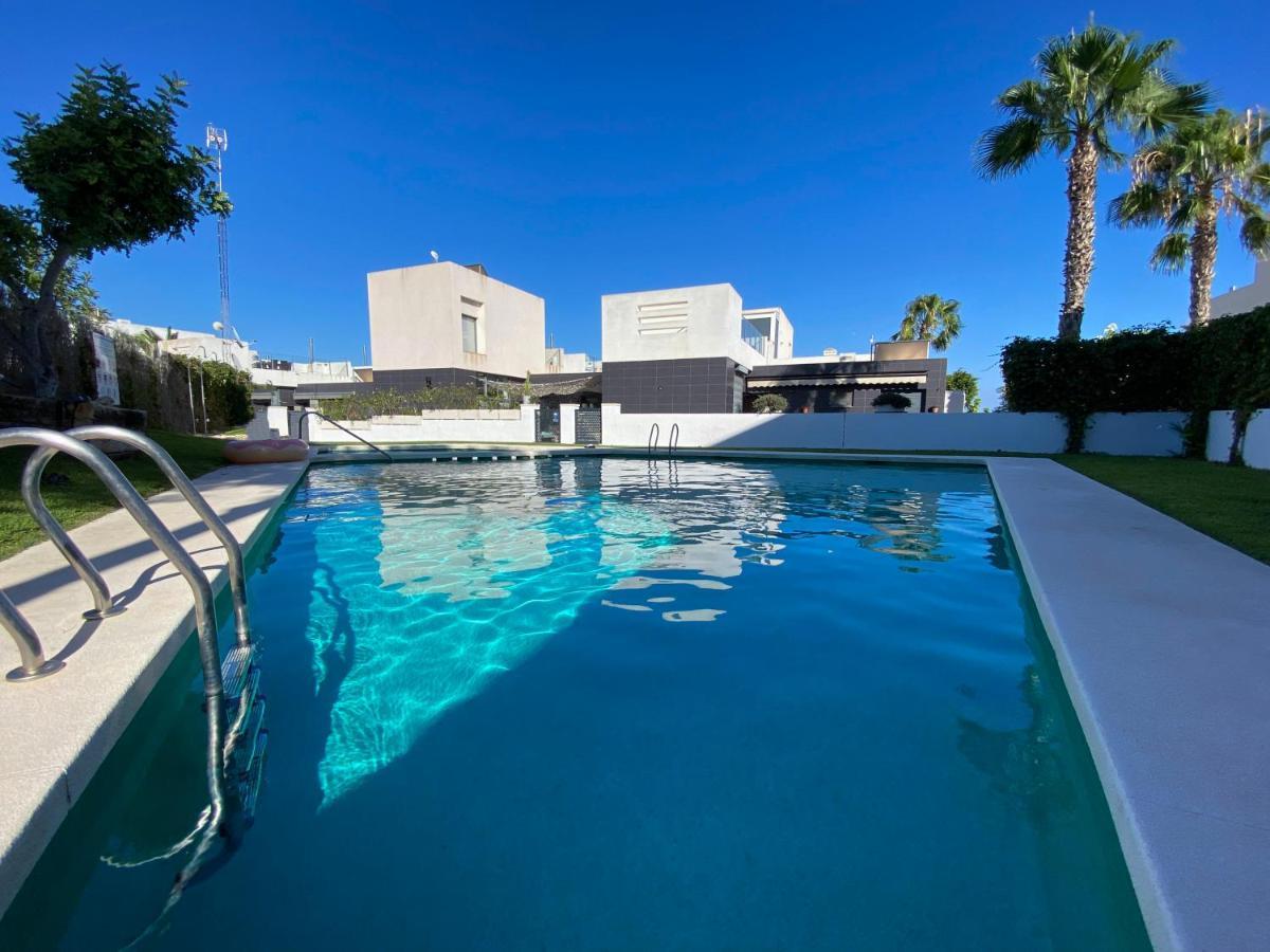 Luxury House Villamartin Zenia لقنت المظهر الخارجي الصورة