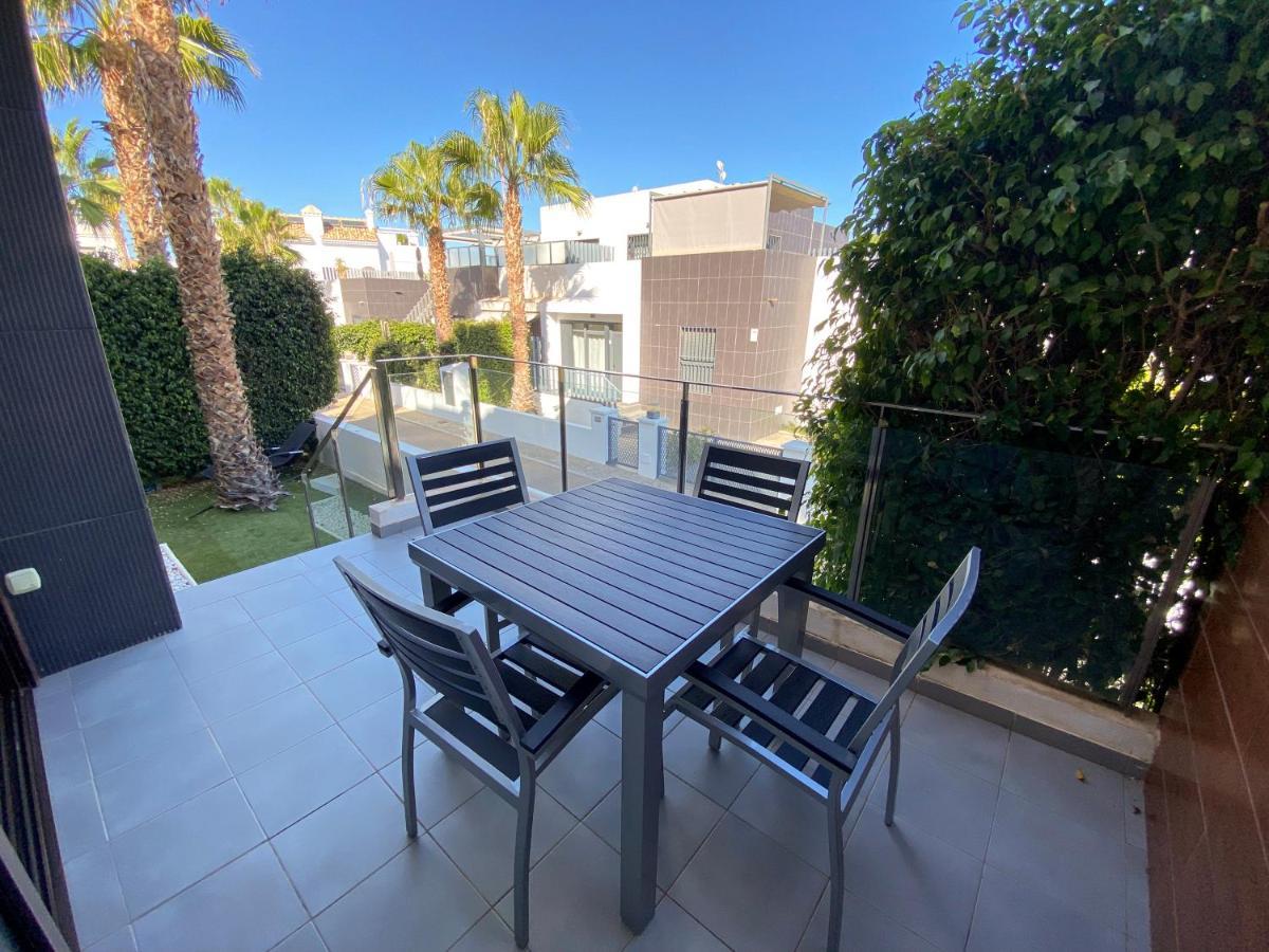 Luxury House Villamartin Zenia لقنت المظهر الخارجي الصورة